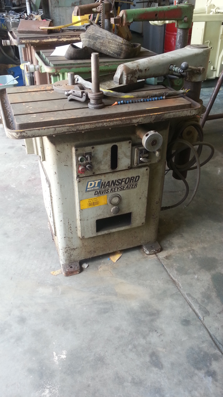 1 - PREOWNED HANSFORD DAVIS KEYSEATER, MODEL #: 15, S/N: 15-1493, YEAR: 2000